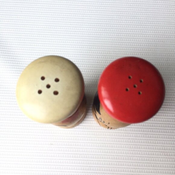 Chef Woman & Man Salt and Pepper Shakers Wood Painted Faces Red Japan Vintage - Picture 4 of 12